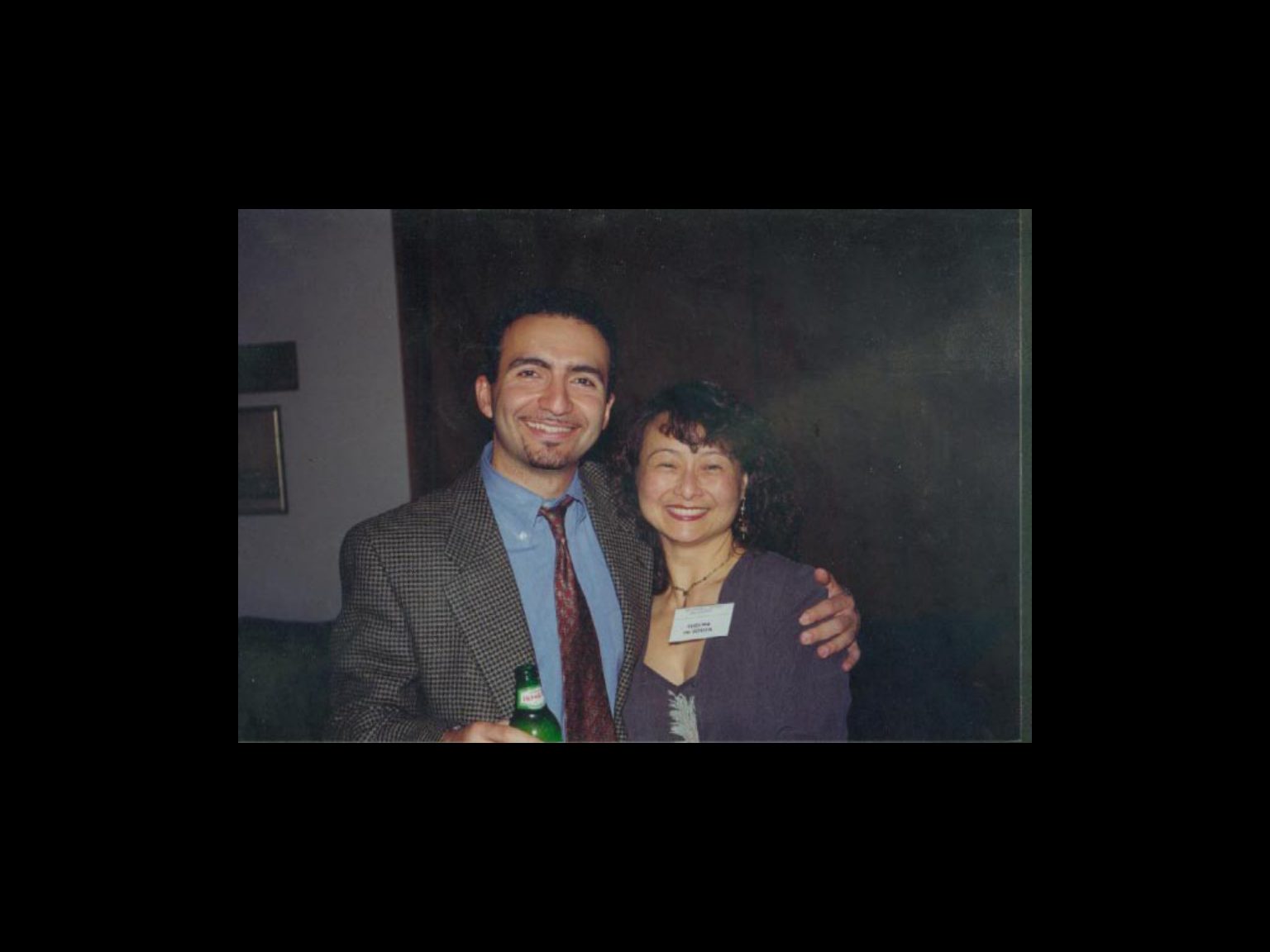 Archival photograph 5 from the 1999, 40th reunion of the Frederick C. Cordes Eye Society., showing Frederick C. Cordes Eye Society members at a reunion or banquet event.