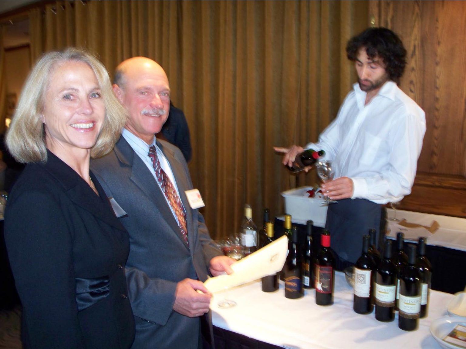 Archival photograph 13 from the 2008, 49th Annual Banquet., showing Frederick C. Cordes Eye Society members at a reunion or banquet event.